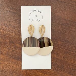 Acrylic Jewelry Statement Pierced Earrings; NWT